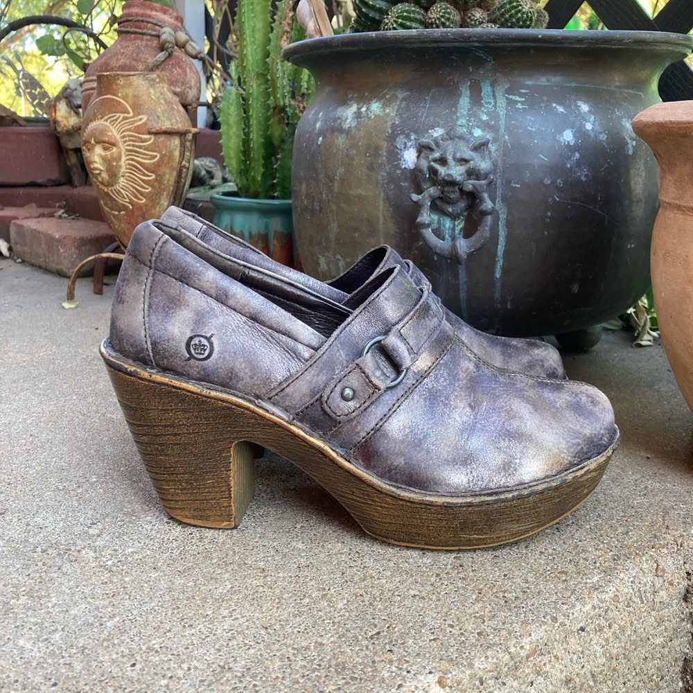 Born Haddon Women's Size 8 Platform Slip On Clogs Heels in Moro Metallic (EXC)